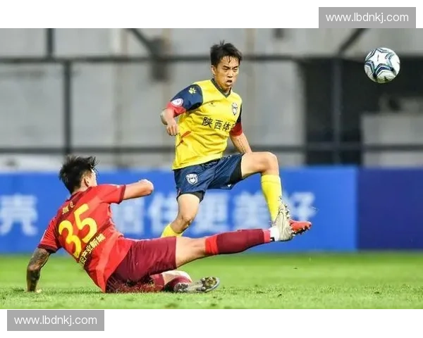 戊级足球联赛发展现状与未来趋势分析：从基层到职业化的过渡探索